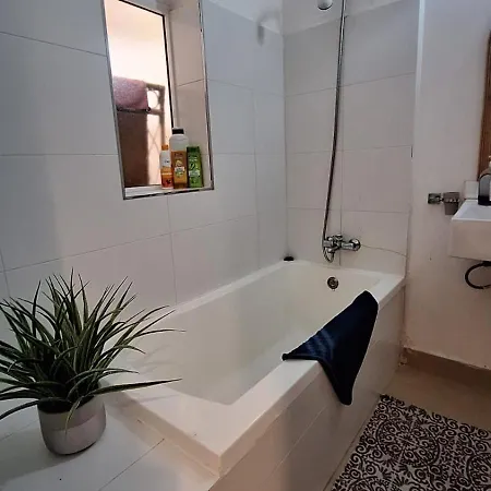 شقة 4b Near To Seafront *